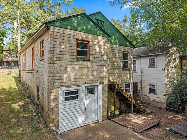 111 Greenway Street, Hot Springs National Park, AR 71901