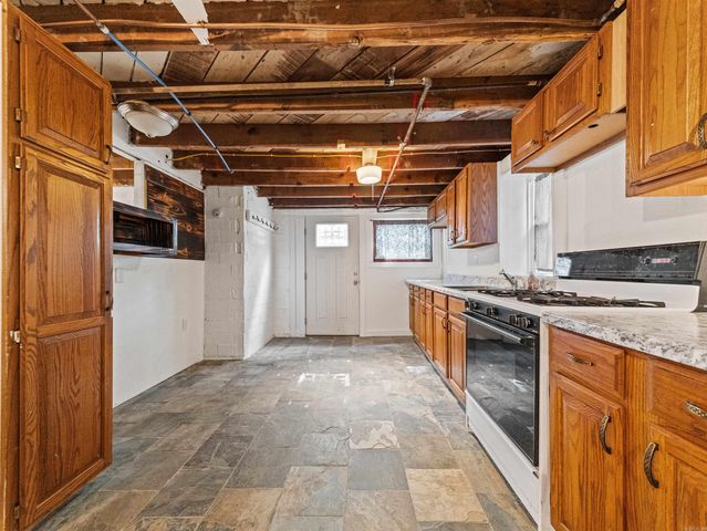 111 Greenway Street, Hot Springs National Park, AR 71901
