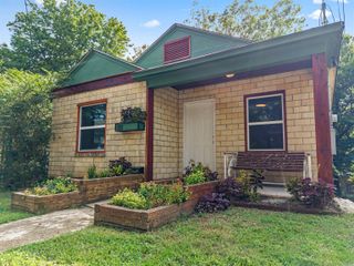 111 Greenway Street, Hot Springs National Park, AR 71901