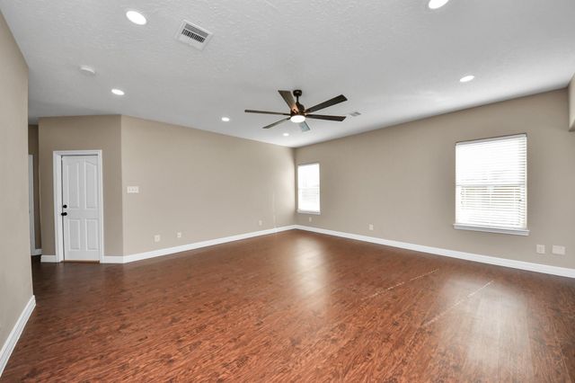 10731 Prillerman Trails Drive, Houston, TX 77016