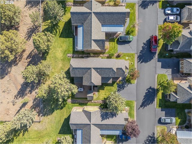11047 DESERT SKY Loop, Redmond, OR 97756