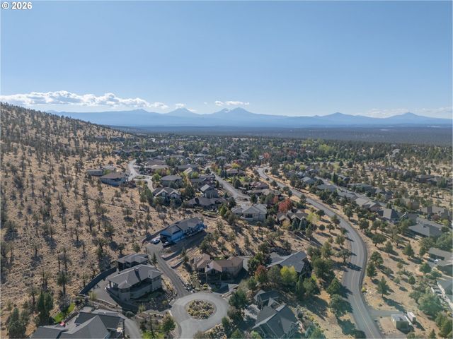 11047 DESERT SKY Loop, Redmond, OR 97756