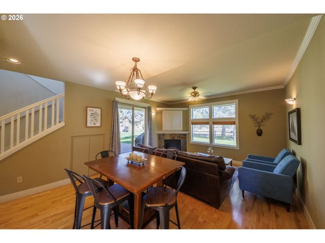 11047 DESERT SKY Loop, Redmond, OR 97756
