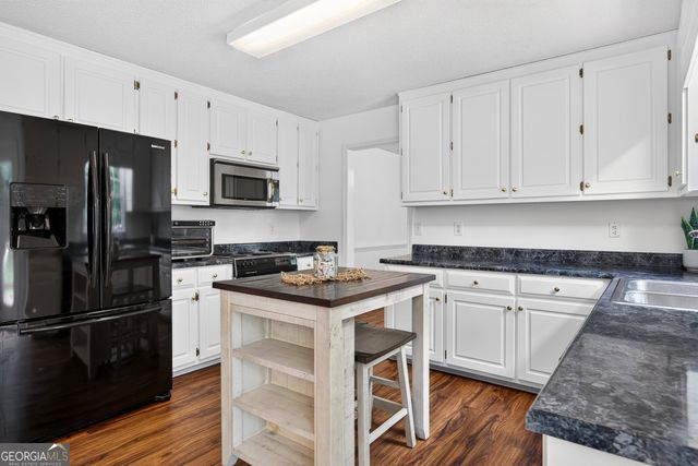 145 Butterfield Lane, Fayetteville, GA 30214