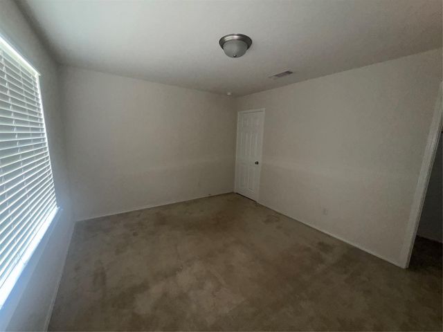 4217 Amber Ruse Drive, Panorama Village, TX 77304