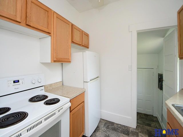 2793 F Street, Lincoln, NE 68510