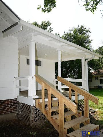 2793 F Street, Lincoln, NE 68510