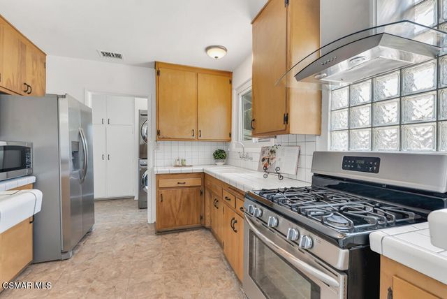 19910 Enadia Way, Winnetka, CA 91306