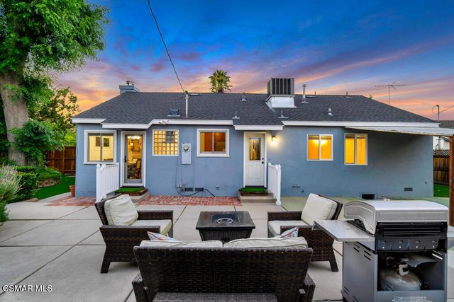 19910 Enadia Way, Winnetka, CA 91306