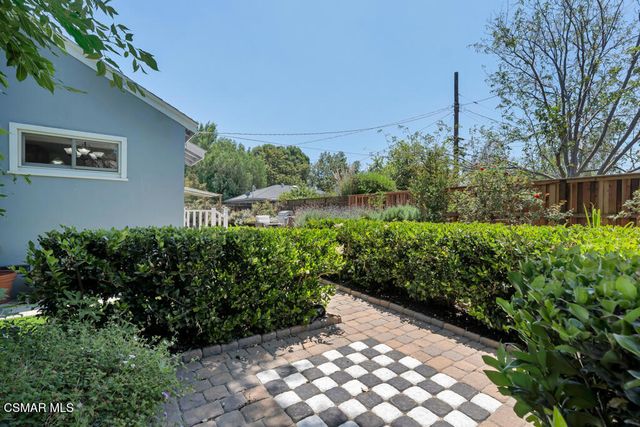 19910 Enadia Way, Winnetka, CA 91306