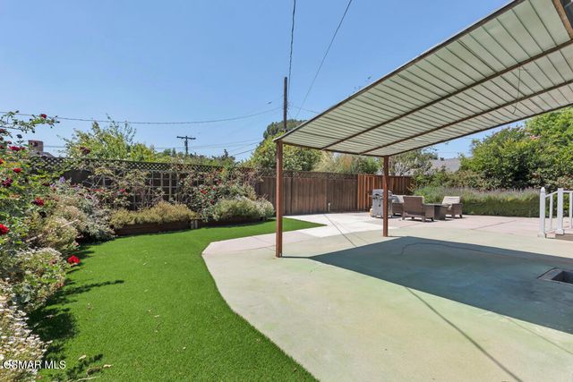 19910 Enadia Way, Winnetka, CA 91306