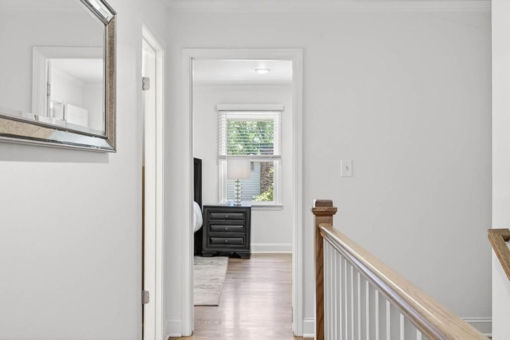 Image 19 of property listing at 330 High Brook Drive, Atlanta, GA 30342