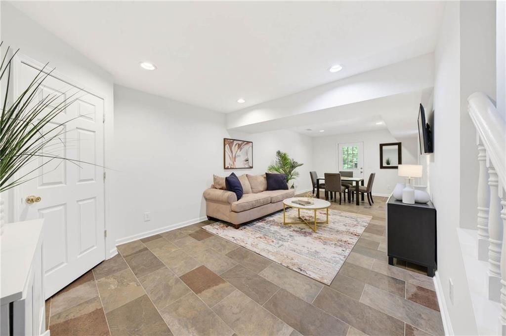 Image 30 of property listing at 330 High Brook Drive, Atlanta, GA 30342