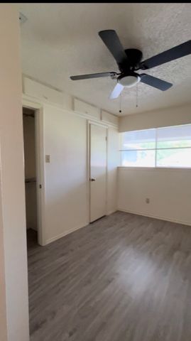 901 Waterview Lane, Desoto, TX 75115