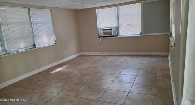 1966 LAKEWOOD Circle S, Jacksonville, FL 32207