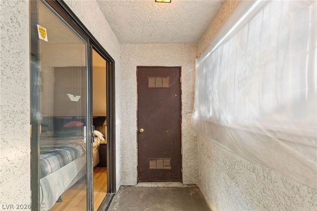 5171 Caliente Street 131, Las Vegas, NV 89119
