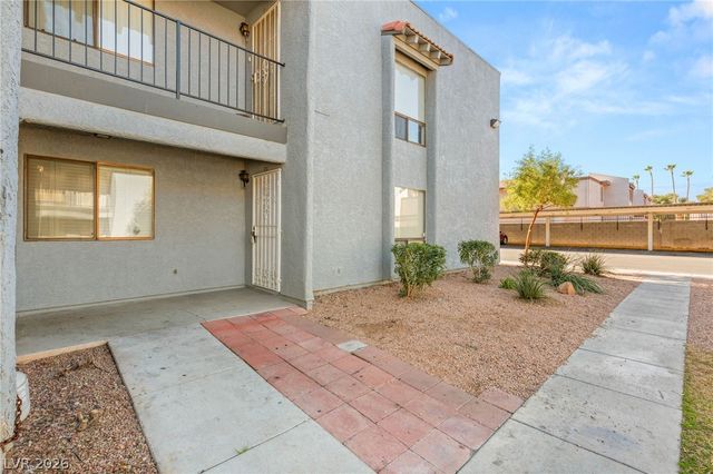 5171 Caliente Street 131, Las Vegas, NV 89119