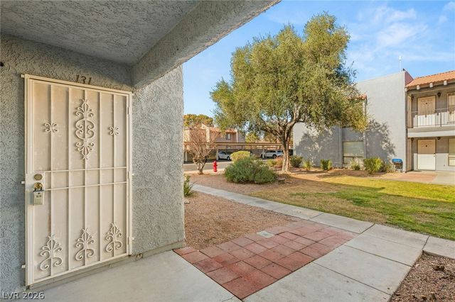 5171 Caliente Street 131, Las Vegas, NV 89119