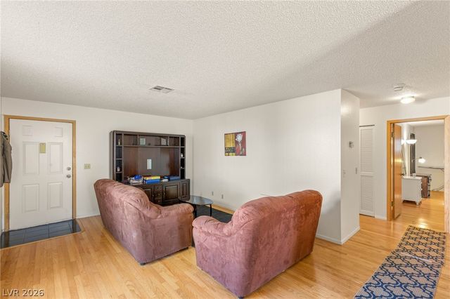5171 Caliente Street 131, Las Vegas, NV 89119