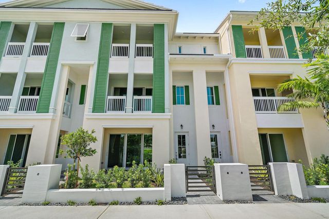 12544 Gross Pointe Drive, Palm Beach Gardens, FL 33418