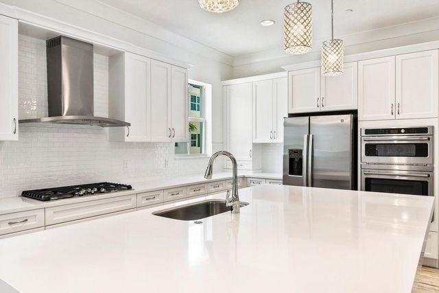 12544 Gross Pointe Drive, Palm Beach Gardens, FL 33418