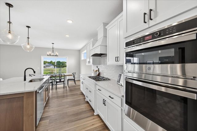 900 Greywood Boulevard SW, Delano, MN 55328