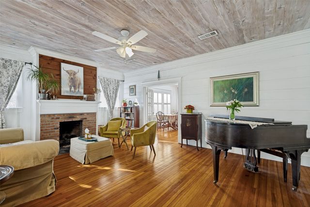 408 Heard Street, Mckinney, TX 75069