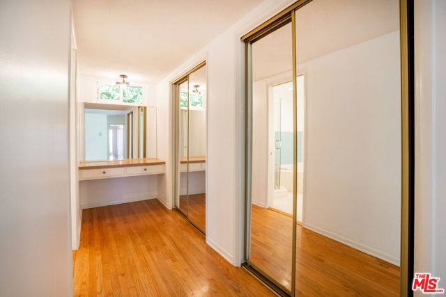 6125 Bedford Avenue, Los Angeles, CA 90056