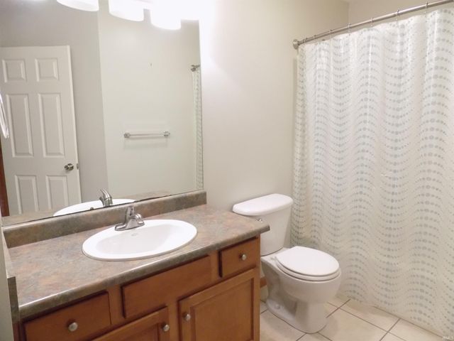 23104 Johnathon Court, Elkhart, IN 46516