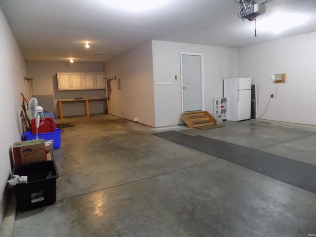 23104 Johnathon Court, Elkhart, IN 46516