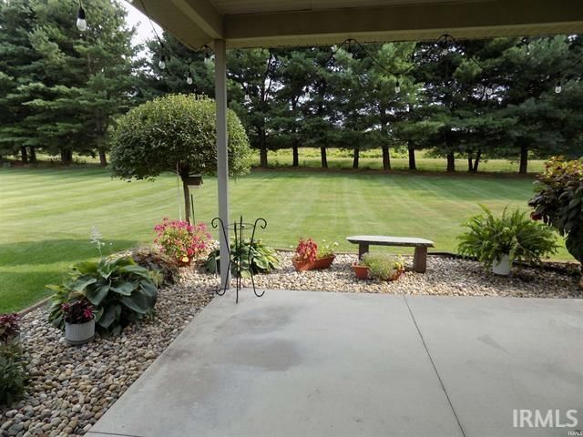 23104 Johnathon Court, Elkhart, IN 46516