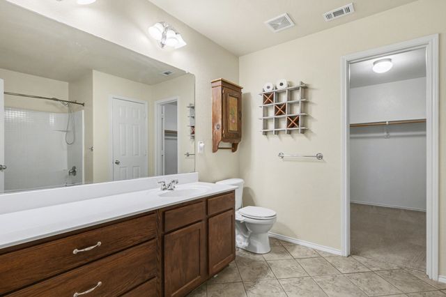 1349 Hillside Drive, Burleson, TX 76028