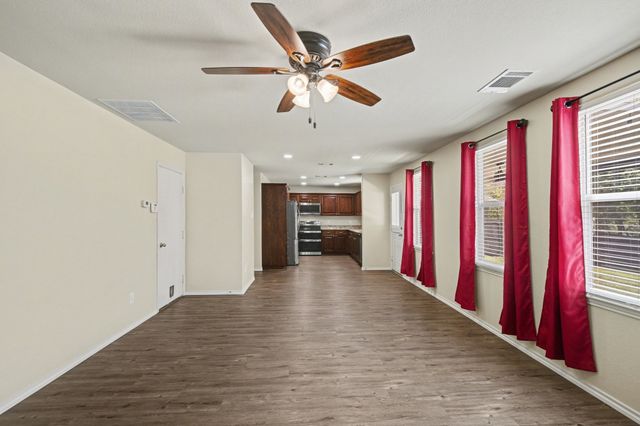 1349 Hillside Drive, Burleson, TX 76028