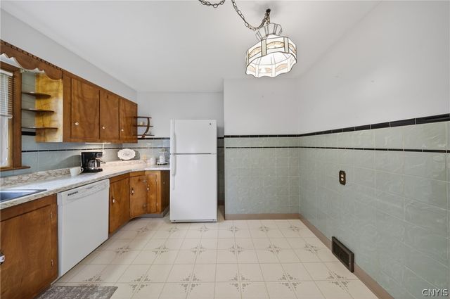 303 Bacon Street, Geddes, NY 13209