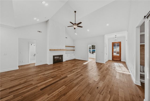 38 Rockhill Lane, Bella Vista, AR 72715