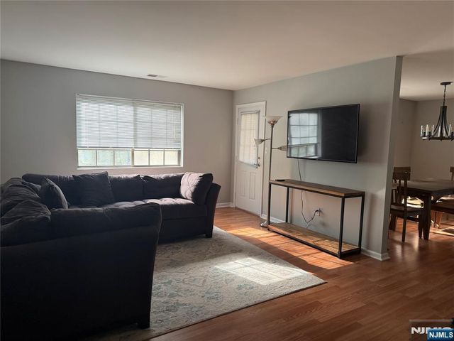 2308 Hemingway Lane 2308, Mahwah, NJ 07430