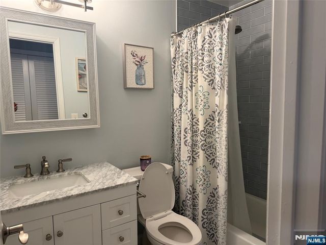 2308 Hemingway Lane 2308, Mahwah, NJ 07430