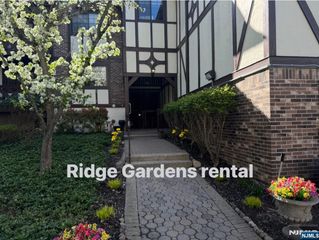 2308 Hemingway Lane 2308, Mahwah, NJ 07430