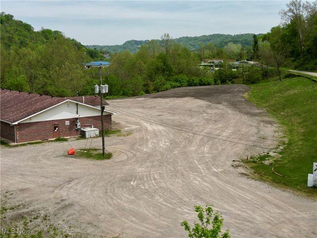 2358 W 23rd Street, Bellaire, OH 43906