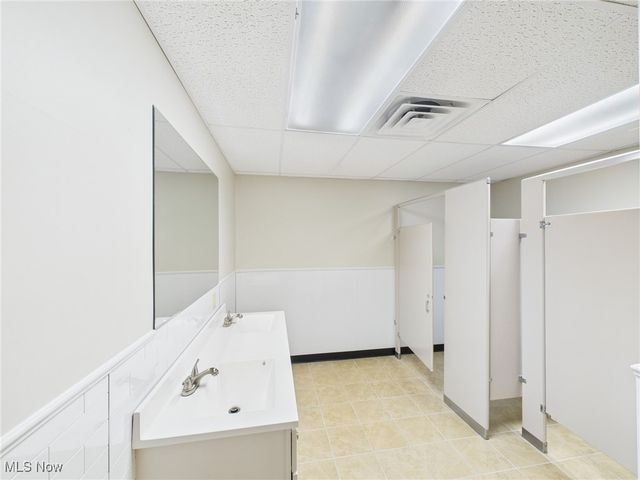 2358 W 23rd Street, Bellaire, OH 43906