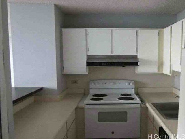 1925 Kalakaua Avenue 707, Honolulu, HI 96815