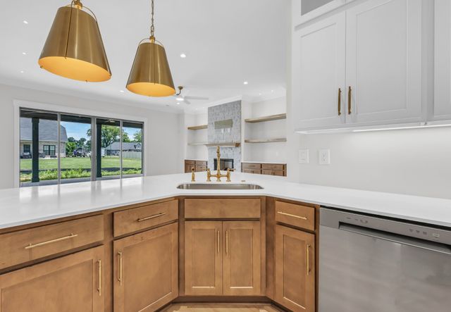 2477 Ellsworth Drive, Clarksville, TN 37043