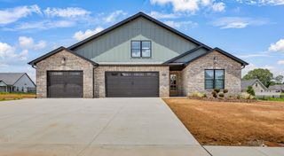 2477 Ellsworth Drive, Clarksville, TN 37043
