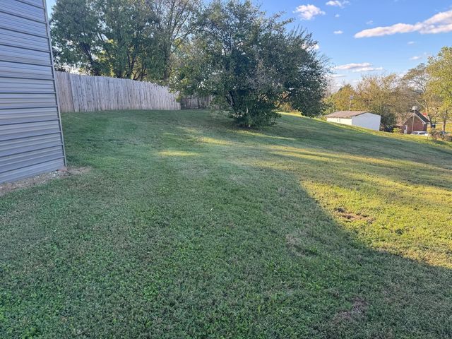 152 Old Lebanon Rd, Carthage, TN 37030