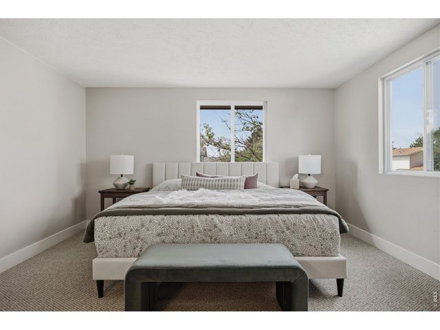 829 Independence Dr, Longmont, CO 80504
