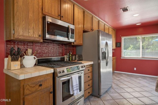 1570 Burning Tree Drive, Thousand Oaks, CA 91362