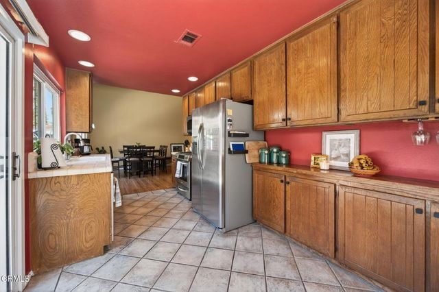 1570 Burning Tree Drive, Thousand Oaks, CA 91362