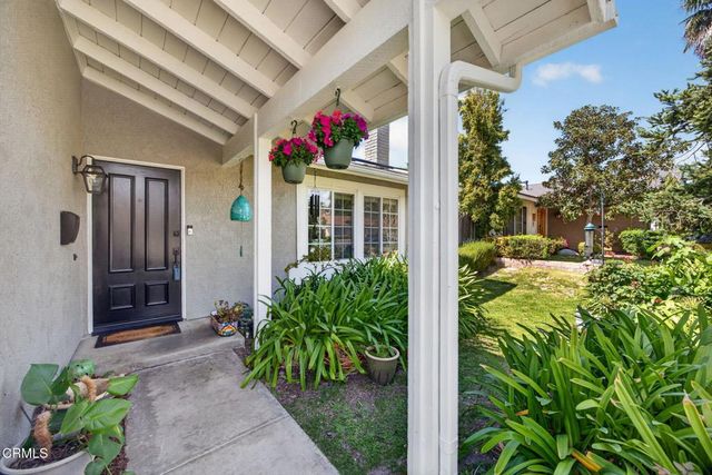 1570 Burning Tree Drive, Thousand Oaks, CA 91362