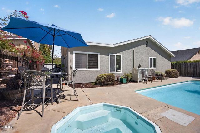 1570 Burning Tree Drive, Thousand Oaks, CA 91362