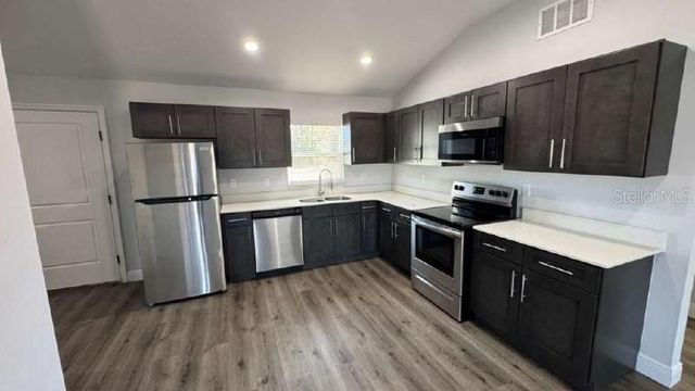 10 WALNUT PLACE, Ocala, FL 34480